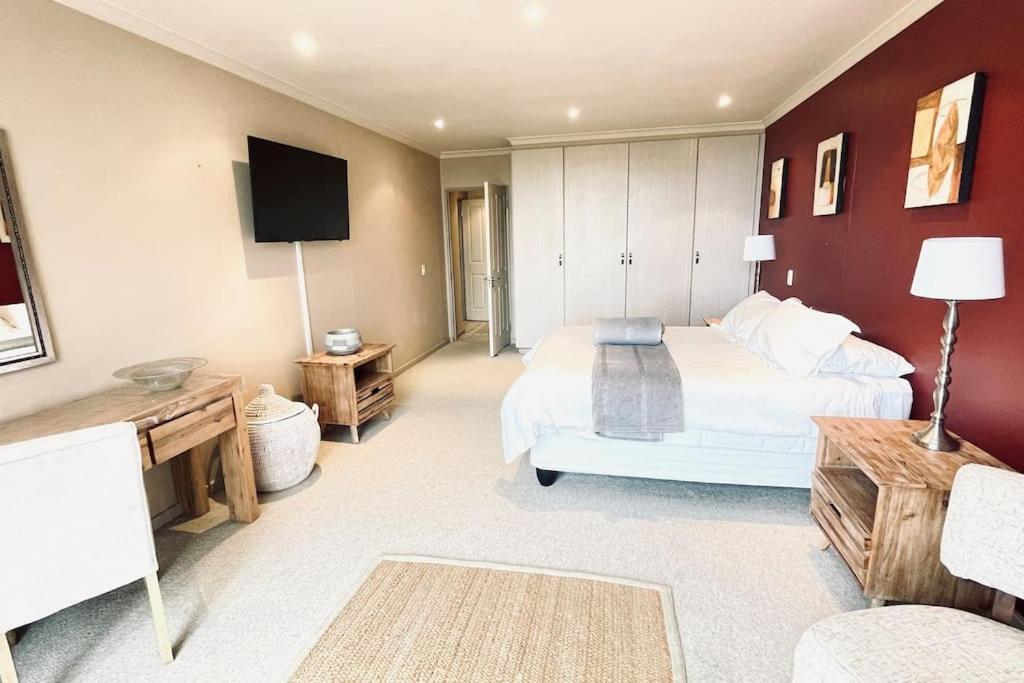 Exquisite Villa At Pinnacle Mossel Bay Kültér fotó